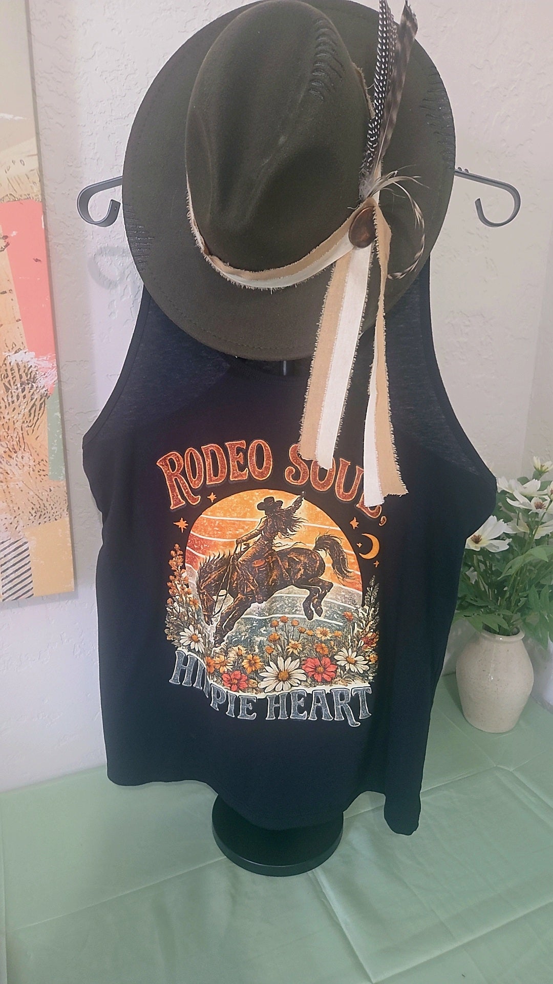 Rodeo Soul, Hippie Heart – Western Graphic Tank Top