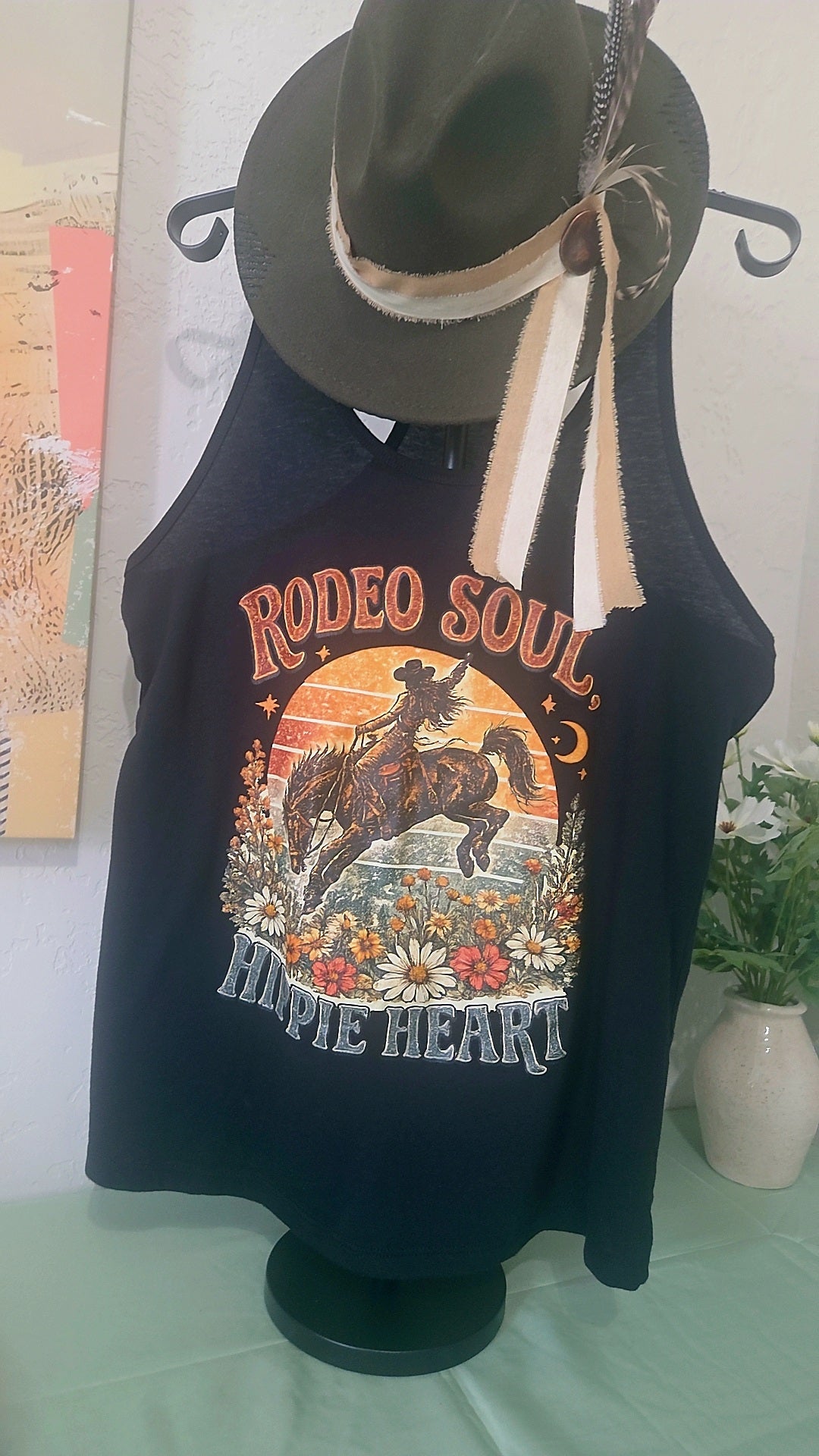 Rodeo Soul, Hippie Heart – Western Graphic Tank Top